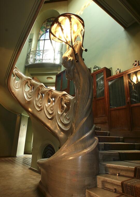 深沉 静谧的俄式建筑🕯️住进来估计文思泉涌