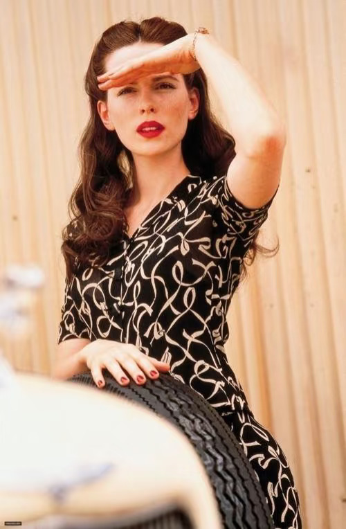 2001年，《珍珠港》中的凯特·贝金赛尔。