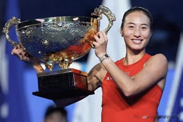 2-0安德列娃！郑钦文首夺WTA1000冠军，创中网历史，赛后落泪发声