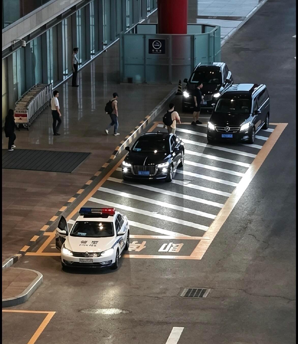 20260820
肖战到北京了 ​​​