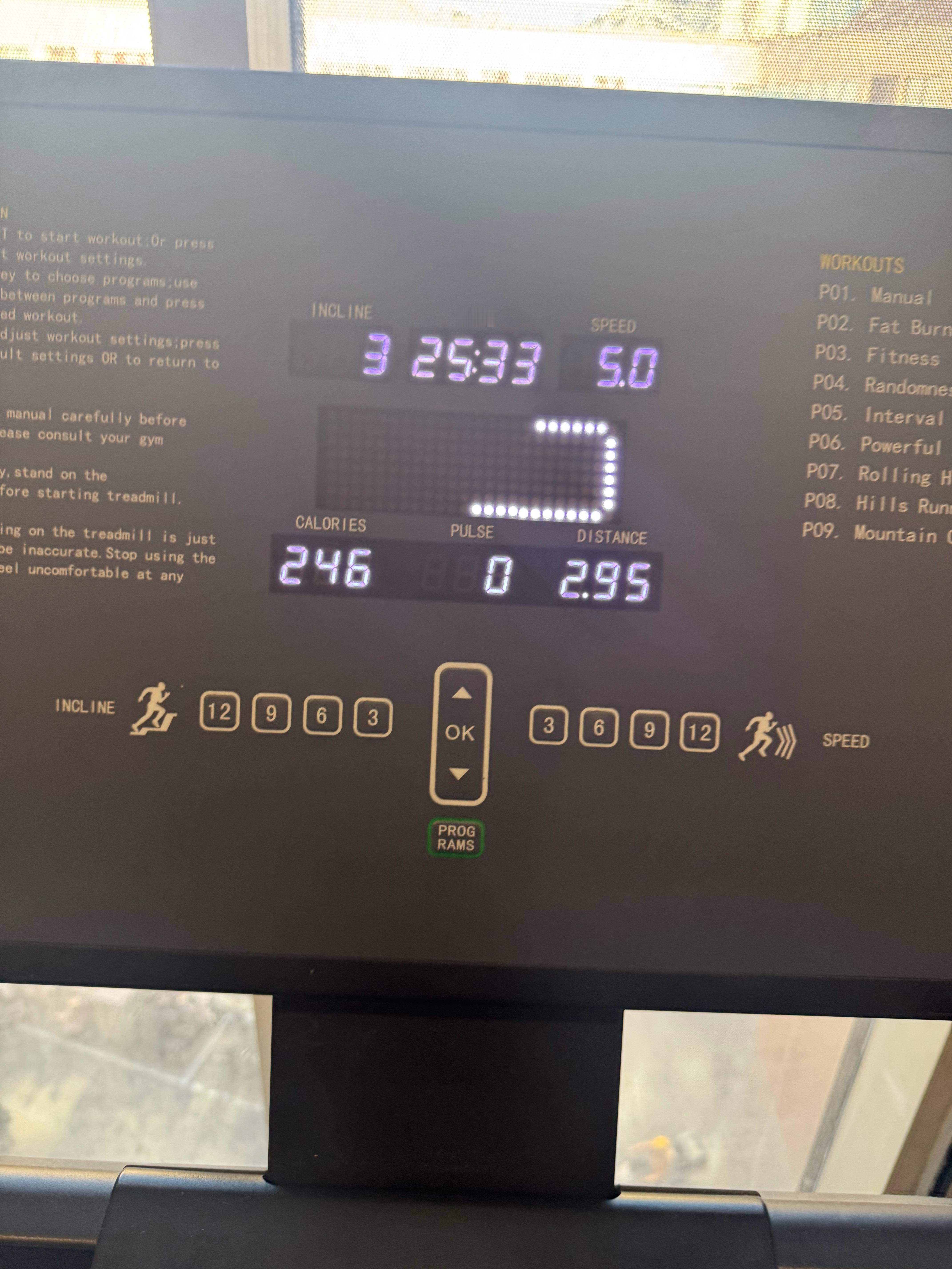 歇了两三天了，现在不动一动就浑身难受。 ​​​