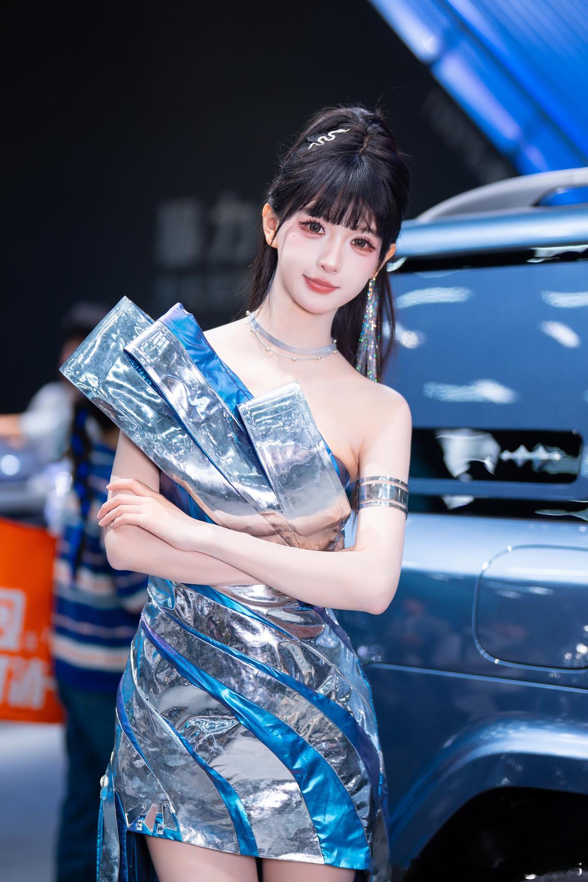 聆听猎人的车展日记聆听在广州国际车展猎人与车展 2025 广州国际车展想把图片带