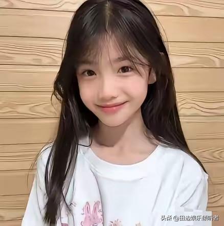 上海，一名13岁女生喉咙不舒服，向老师求助，老师却带她进休息间关上门，短短三分钟