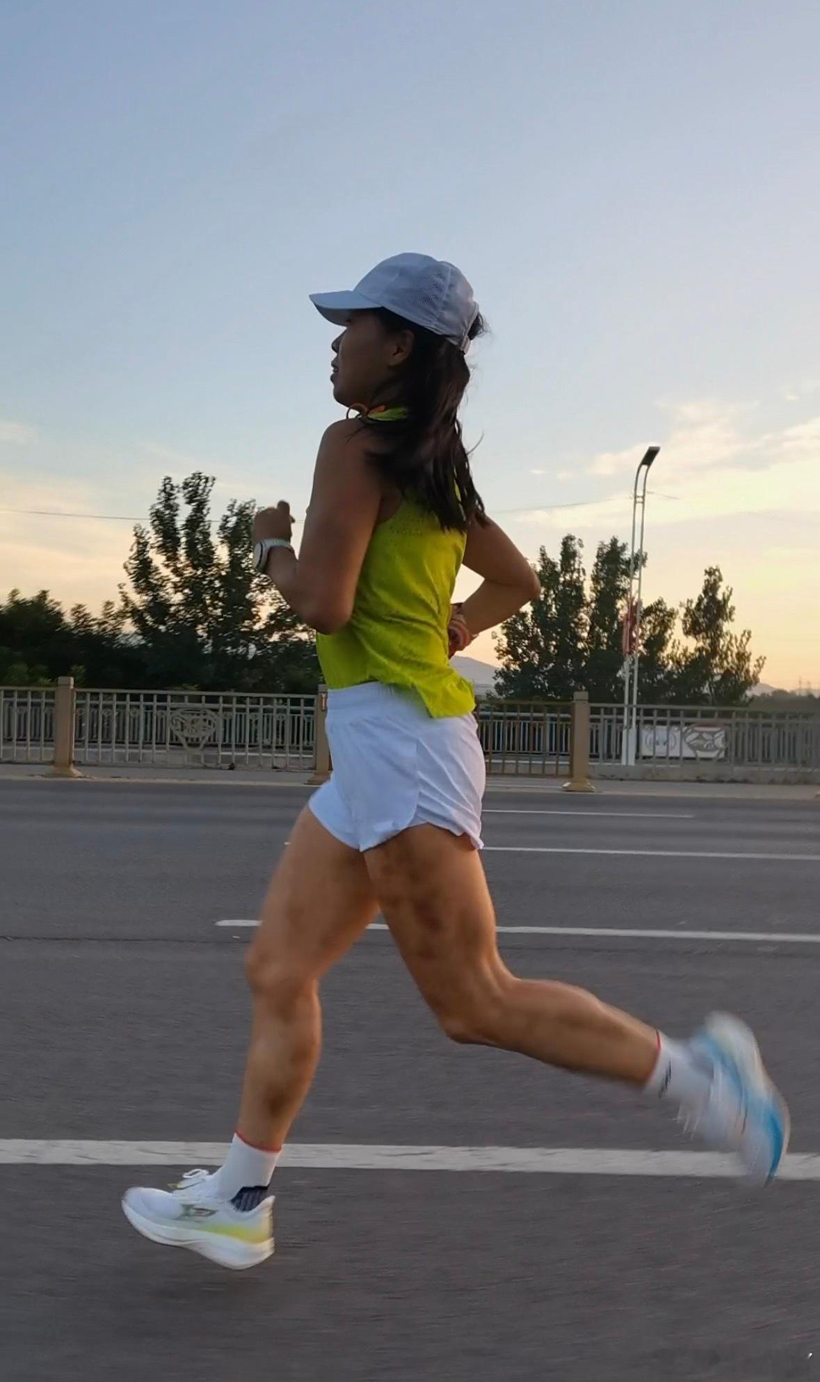 跑步汗水向下 人生向上20度的早晨🏃♀️巴适即刻开跑跑步打卡运动就是坚持