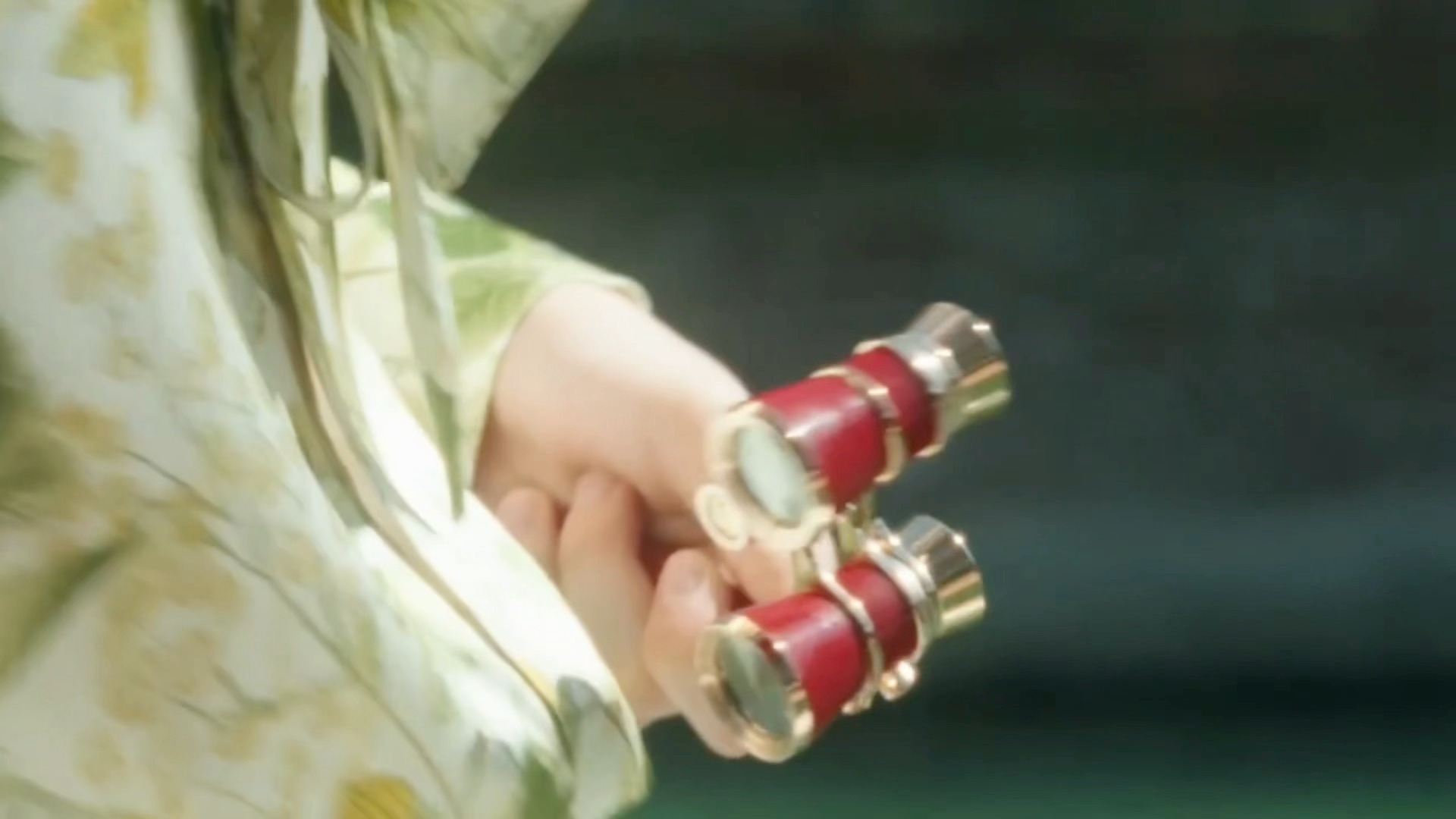 马柏全SnackPaper，好漂亮的马柏全！哇哇哇，好不一样的两种风格，这两套穿