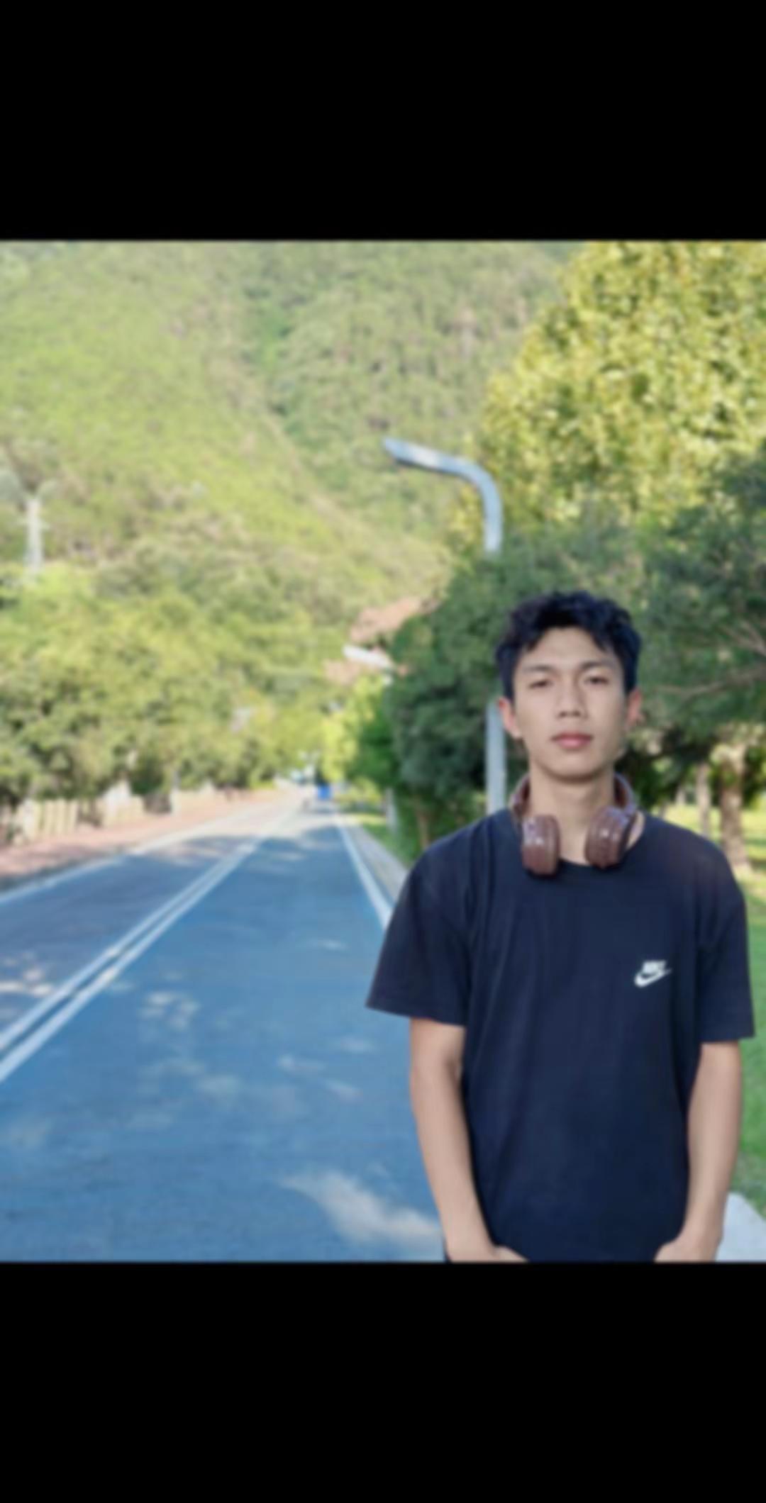当我决定不问也不问。