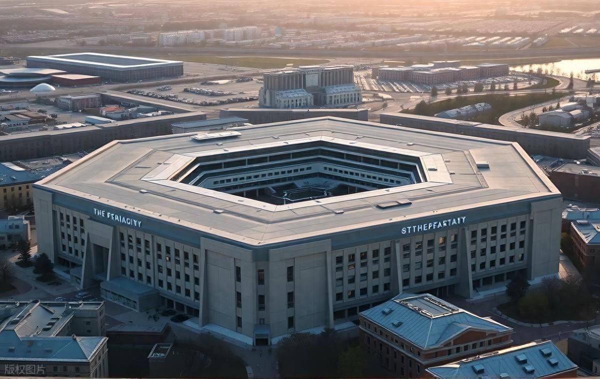 动手了，美国这次要彻底断了中国后路。

8月17日，美国五角大楼正式下发通知，点