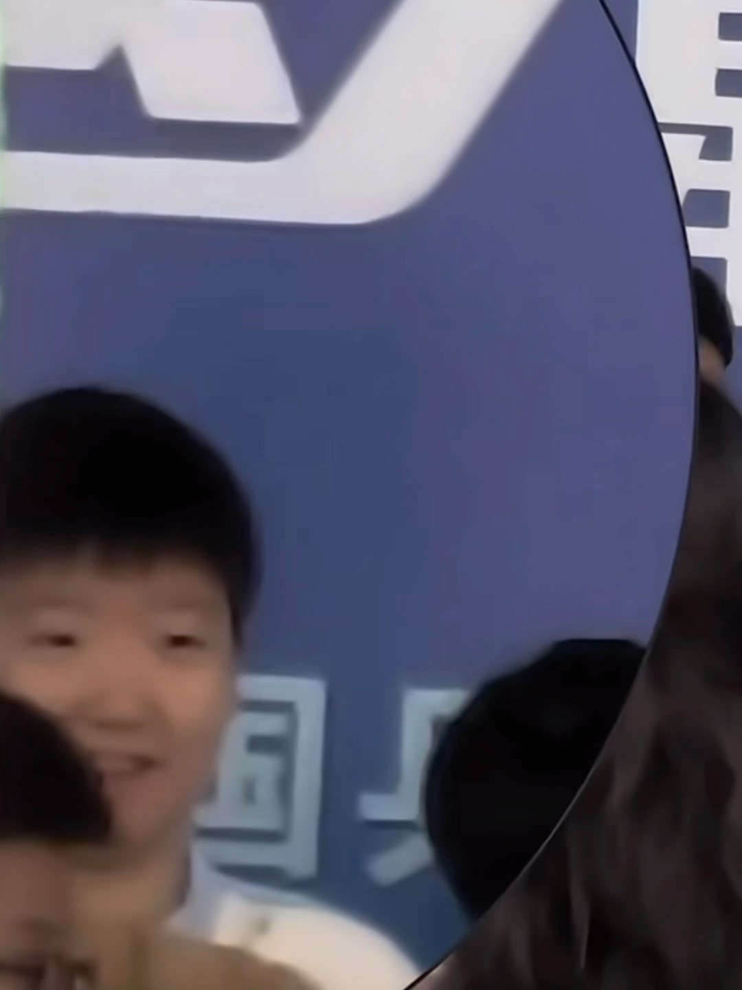 幼儿园彩排汇演找宝宝身影belike； 