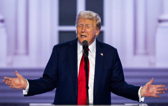 特朗普官宣：5月14日飞北京，并邀请中方回访华盛顿！很多人以为这是中美关系破冰、