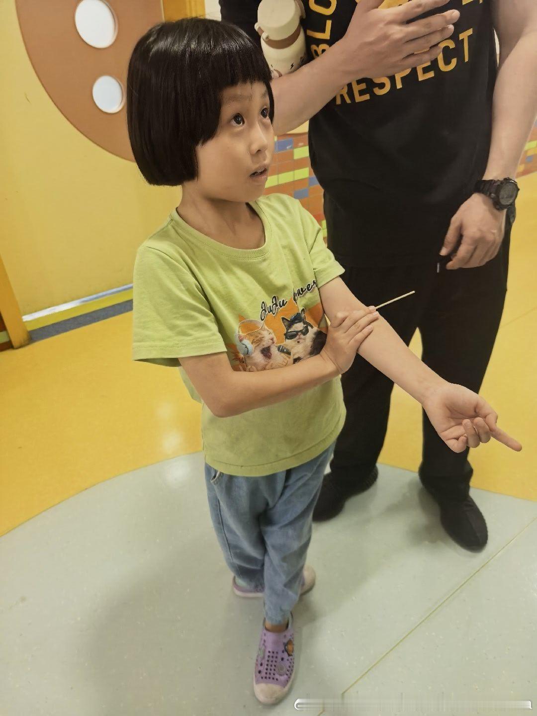 护士夸团子非常勇敢妮娜一家饭团团日常