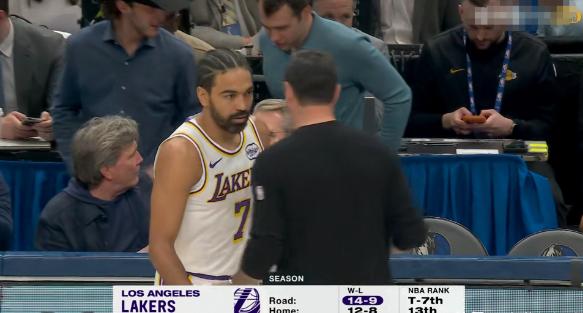 湖人大将文森特真是太让人意外了！在今天湖人客场以116：110战胜独行侠的比赛中