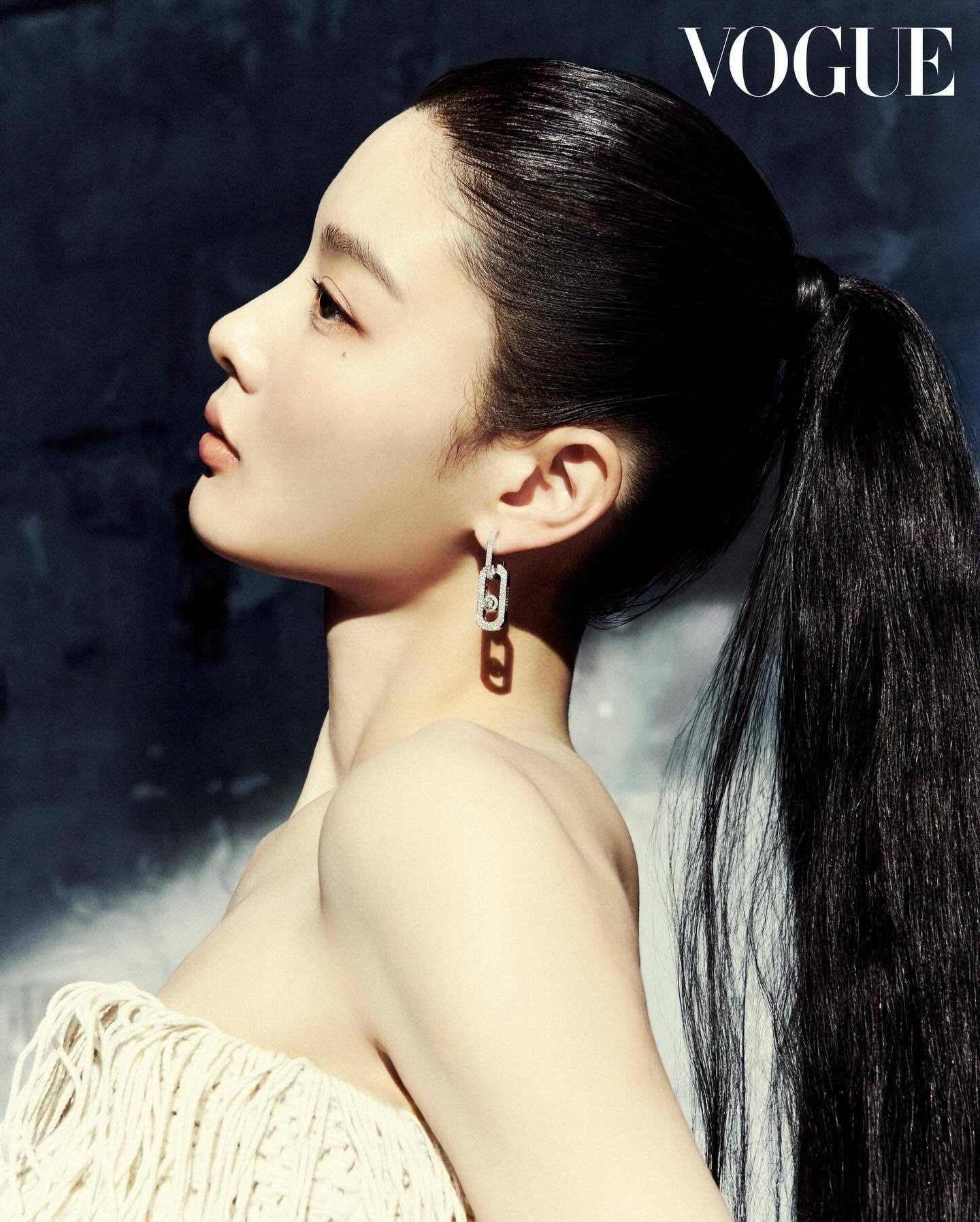 金裕贞 / VOGUE Korea 电子刊封 白雅珍限时返场 