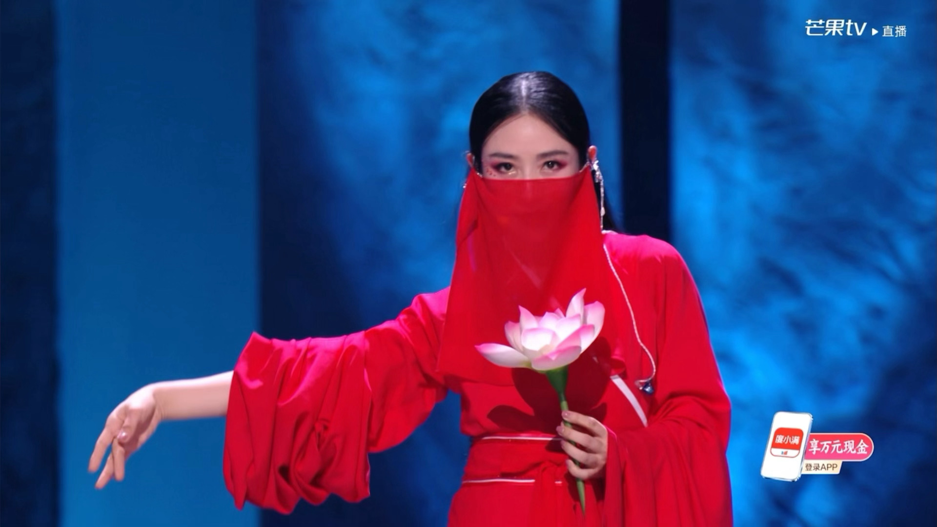 臣妾要告发安小鸟唱《采莲》放原唱，开口电音，都闭嘴了还有声（p2和p4尤其明显）