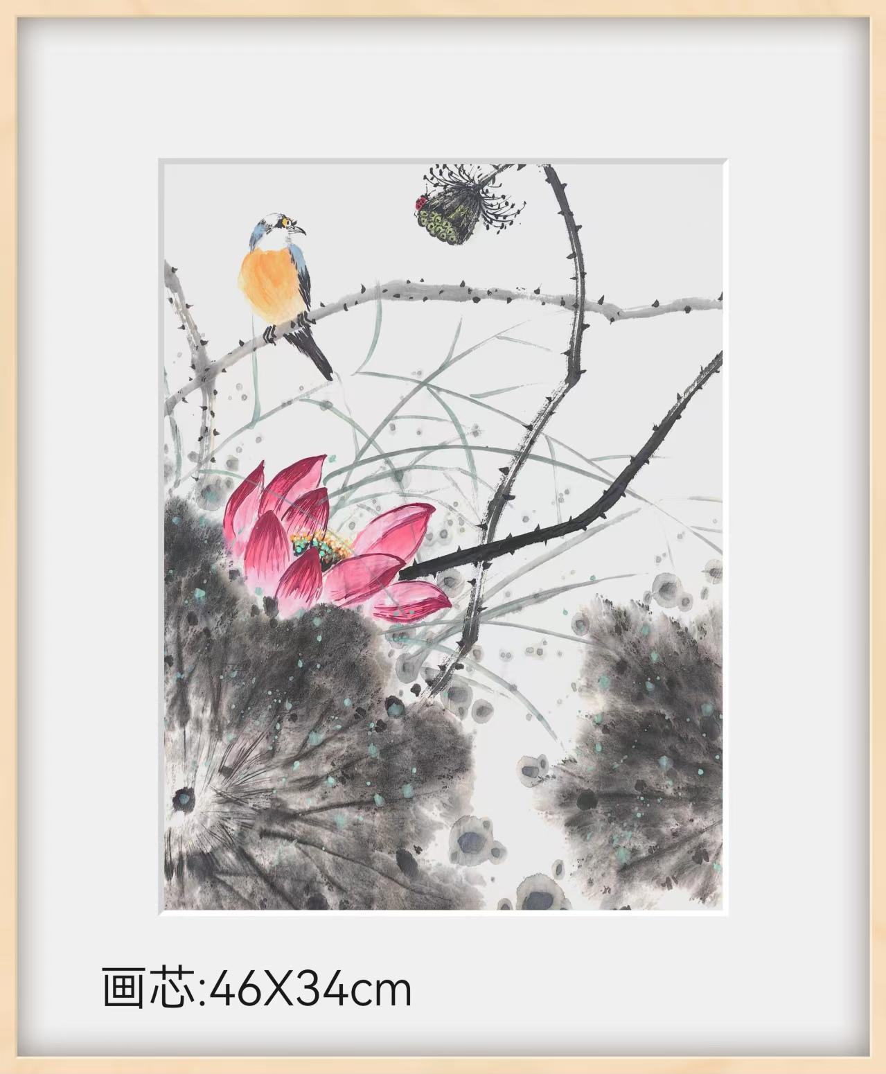 于秀波擅长大写意国画，造诣颇高。他的大写意花鸟画，笔墨凝练，浓淡相宜。比如在一幅