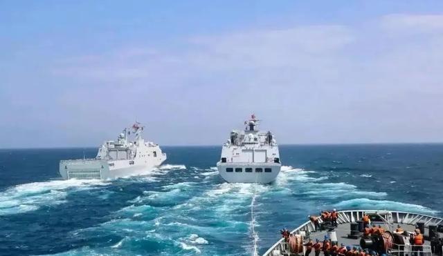 很多人没意识到在台岛40海里军演是什么概念，台空军的前副司令张延廷就说出了事实：