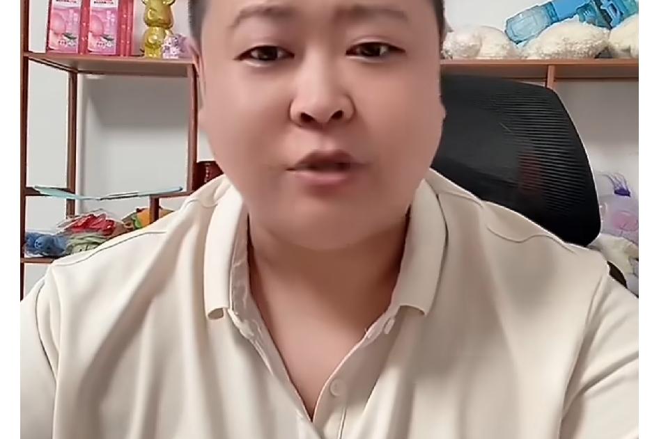 阿琪赢下辛巴起诉不是运气，是手里攥着辛巴违规违法的实打实证据。
这事简直是给散打