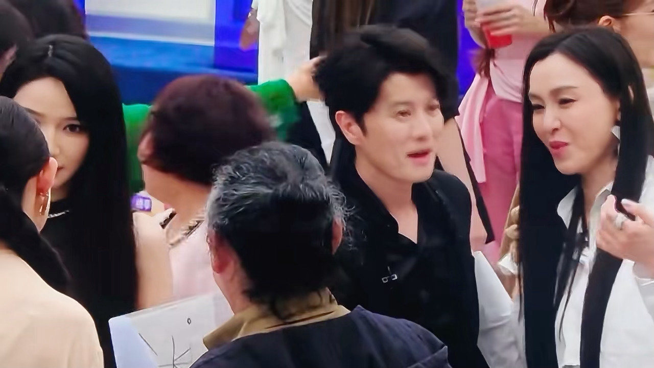 范玮琪：关门放狗！！！！！！！范玮琪是满50减30吗