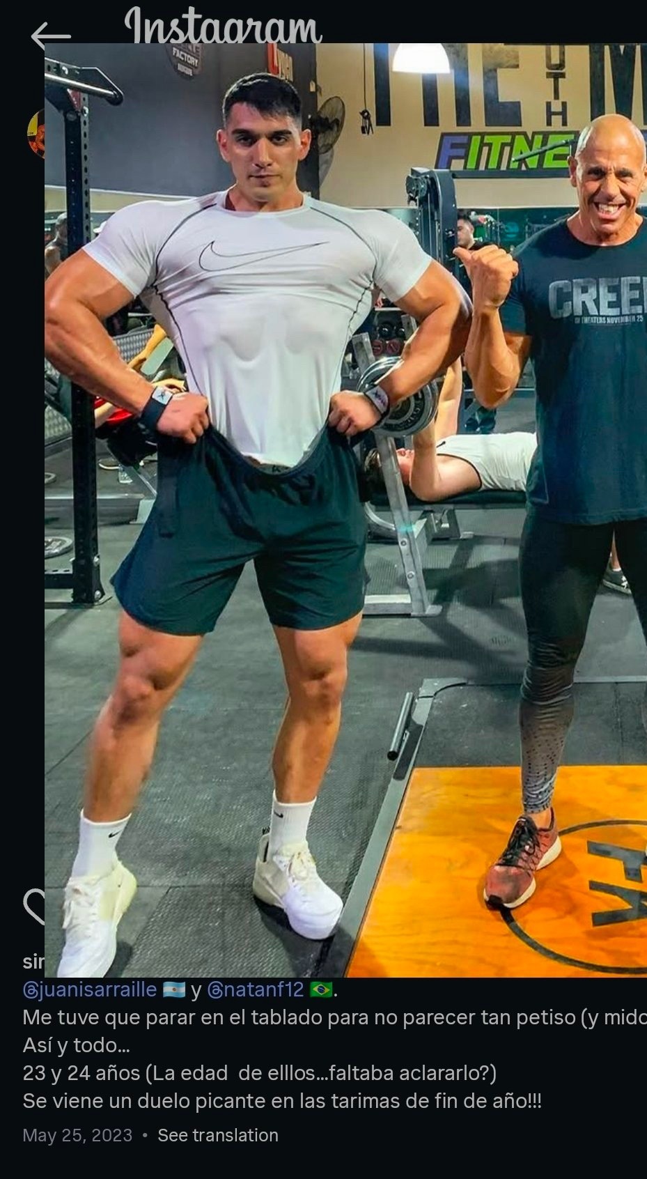 昨天发的那个体型健硕的球迷是一位健美运动员。网友也是厉害，这也能找得到！ 