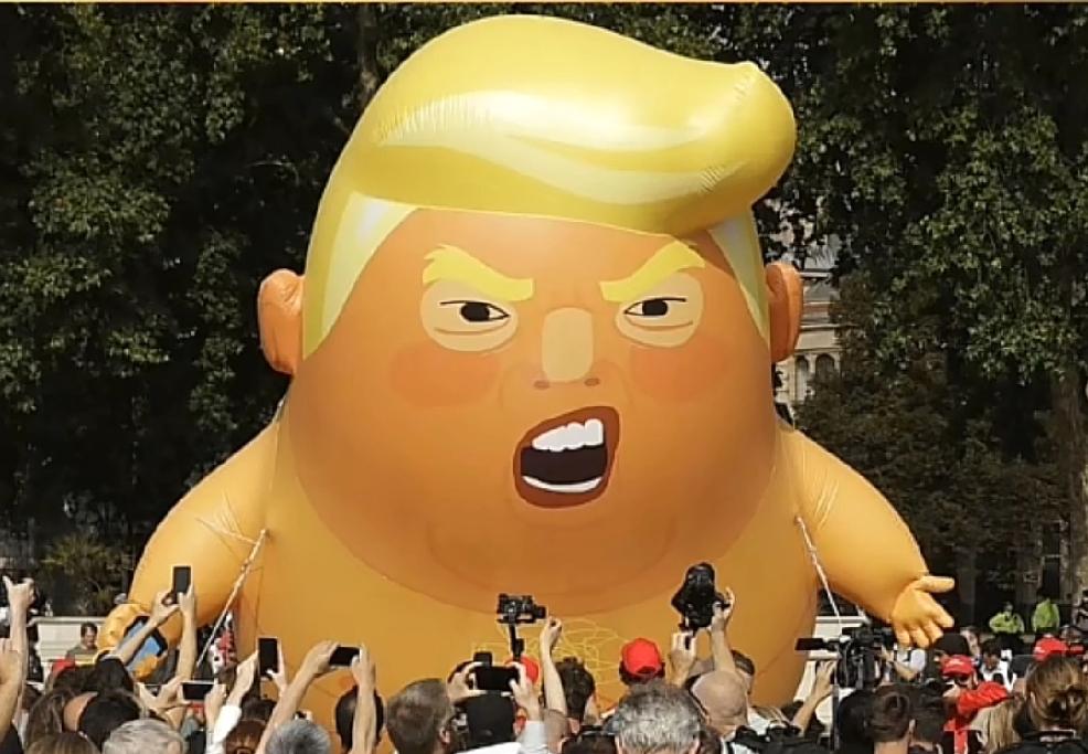 特朗普既务实，又理性。—— 俄罗斯外交部
让人想起一首歌，其实不就是“道义放两旁