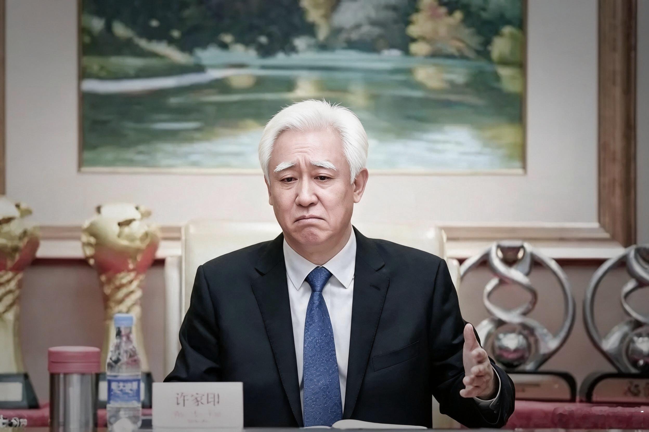 【许家印与恒大足球的七宗罪】足球界有个公认的判断，一名职业运动员从青训到成才的周