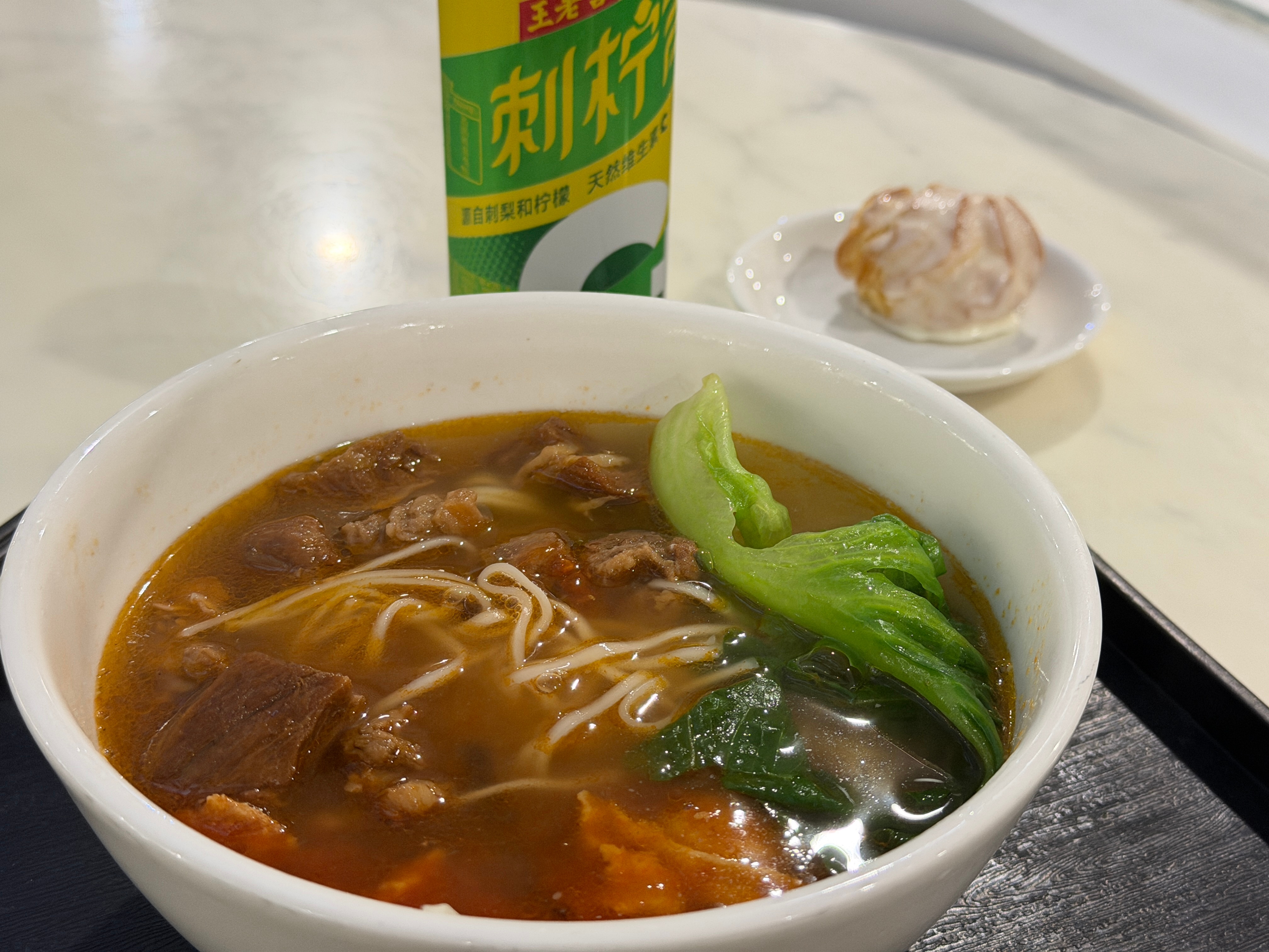 早好久没四点起了旺仔依旧不分时间的起来陪着为了去西藏，也是豁出去了，坐六个多小时