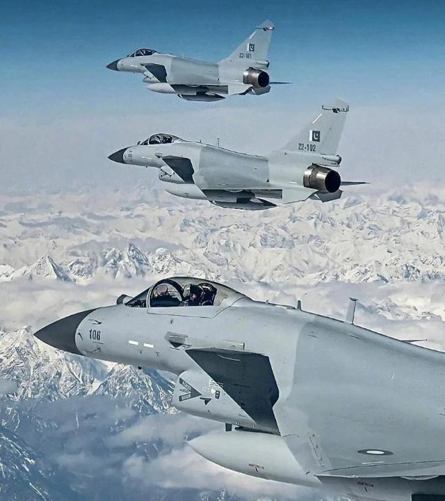 沙特已公开承认，巴基斯坦军机已部署至本国军事基地。然在这场美以伊战争中，伊朗空军