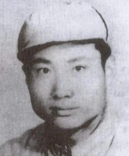 1950年2月，“勤务员”胡清连随国军中校从金门到舟山群岛，他想如果解放军打到这