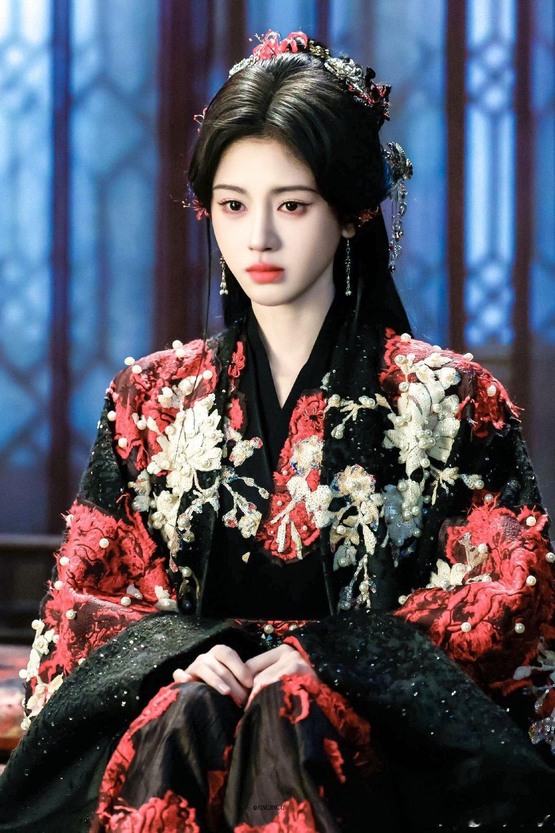 鞠婧祎  jjy鞠婧祎花间令 jjy鞠婧祎杨采薇“在某个不知名的角落许你岁岁平安