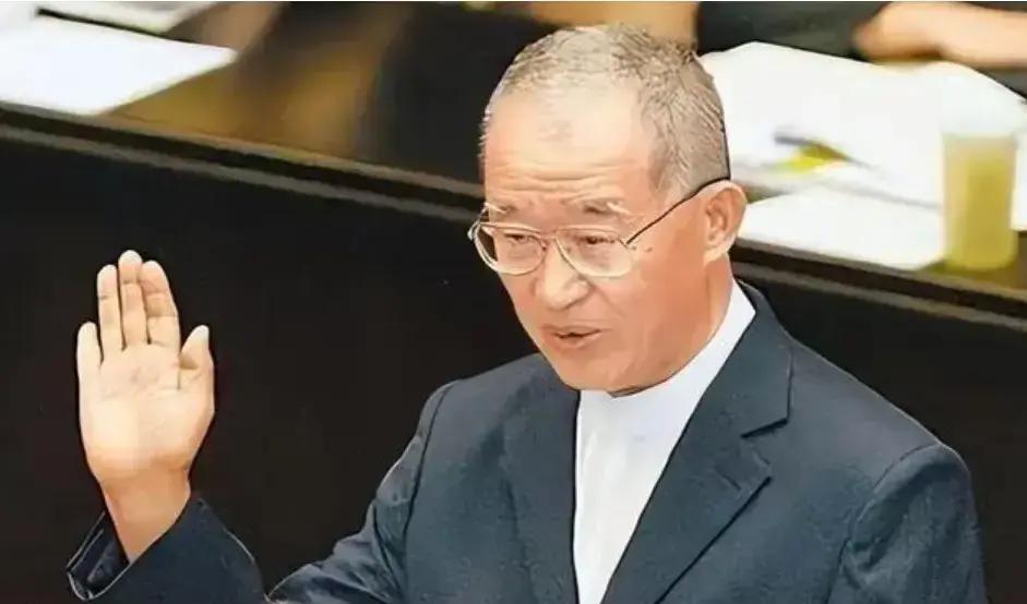 王建煊那杯凉茶没喝完，6000亿新台币的账却把整个台湾岛算醒了——武统，台湾就是