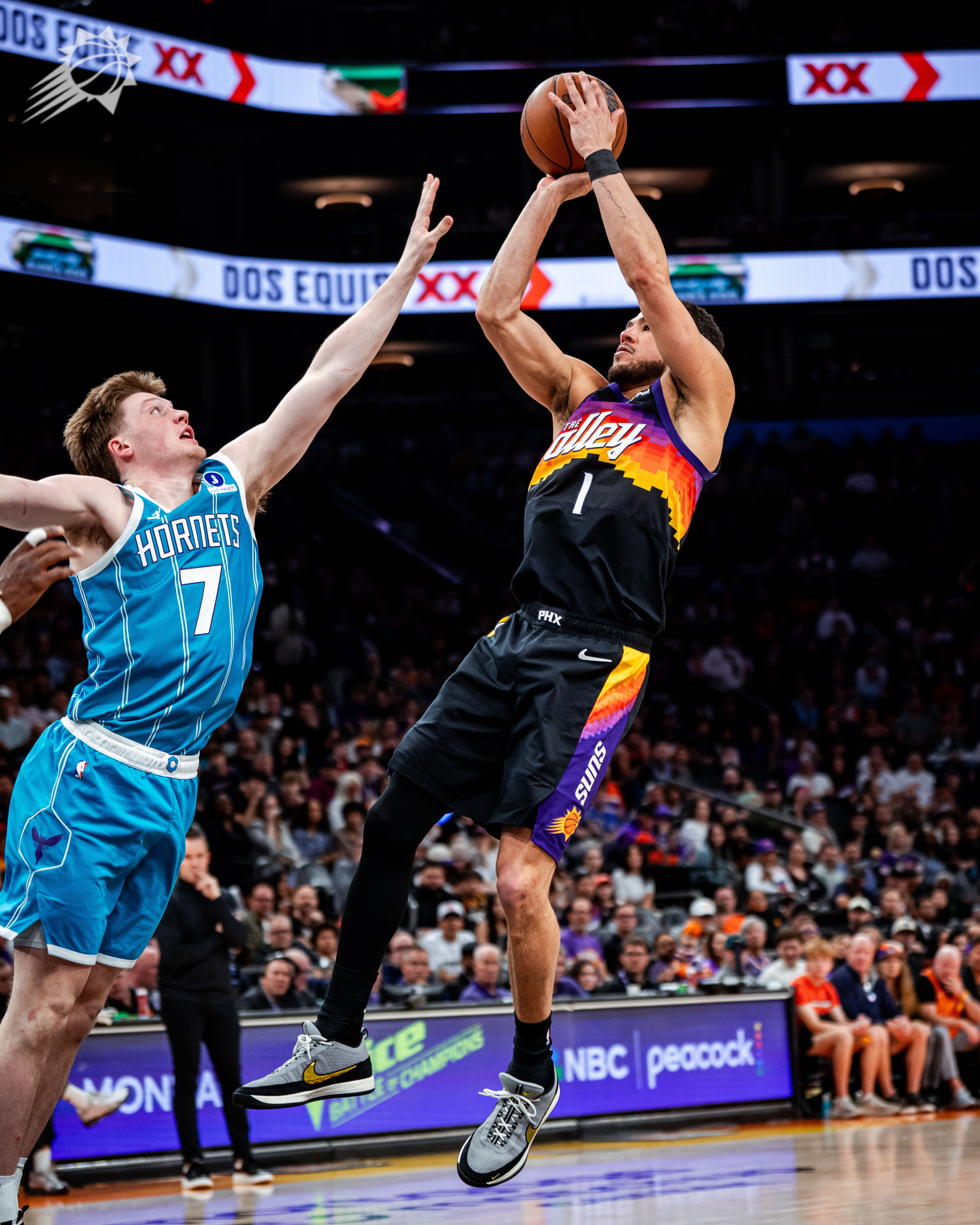 布克后仰打板命中🎯菲尼克斯太阳 ｜旭日东升 ｜黄蜂vs太阳