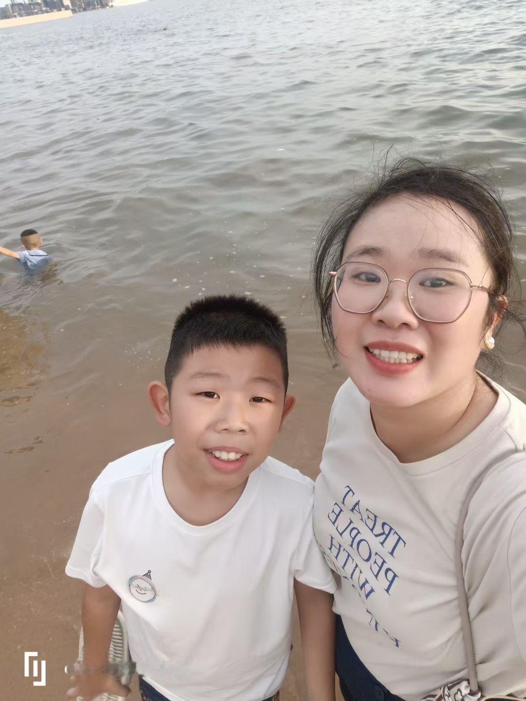 儿子像不像我