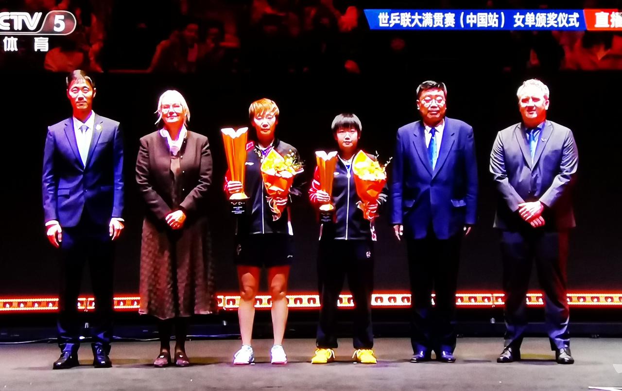 女单决赛，孙颖莎VS王曼昱。王曼昱夺冠。
孙颖莎、王曼昱都打出了自己的实力，王曼