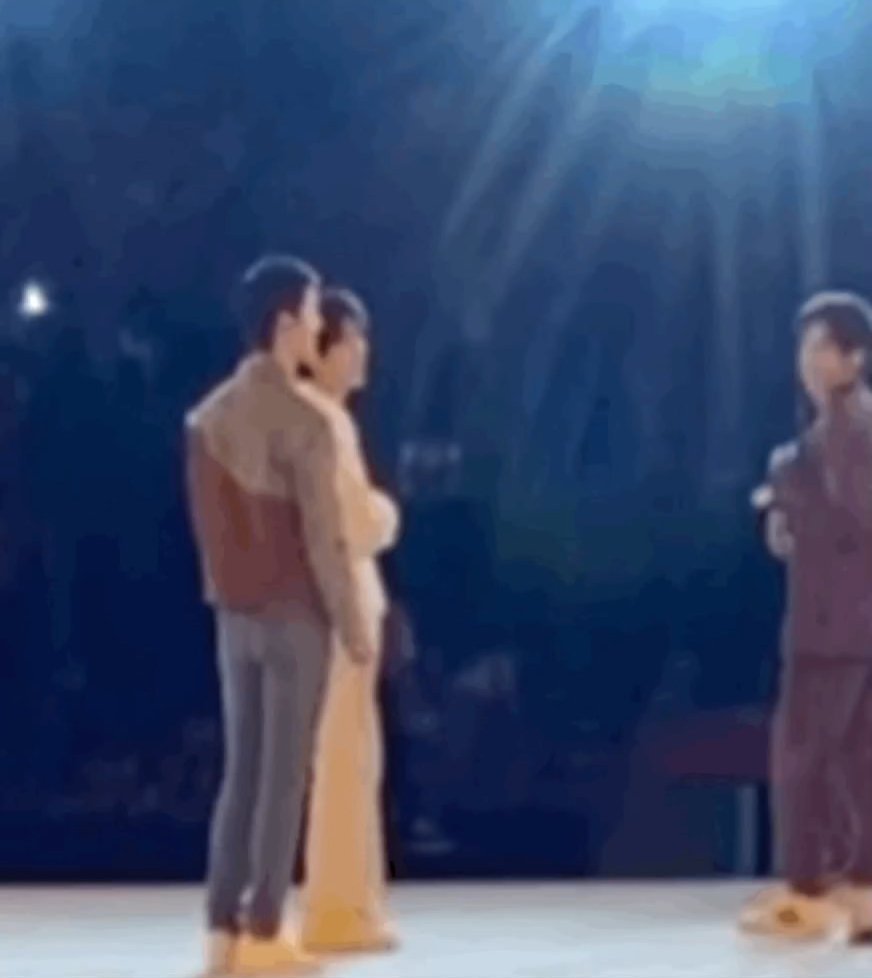 刷一次嗑一次哎呦 