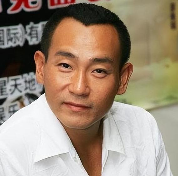 林保怡，1965年9月4日出生于中国香港，祖籍广东汕尾海丰，香港实力派演员、歌手