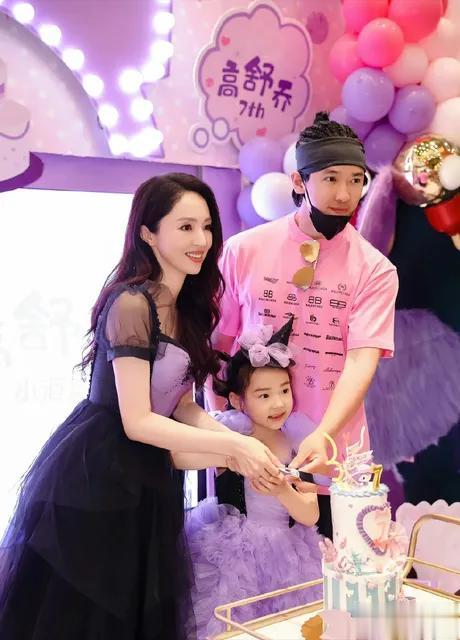 曾经多幸福的一家三口啊，夫妻俩离婚后悔了想复合，不知道复合后会不会还像以前一样愉
