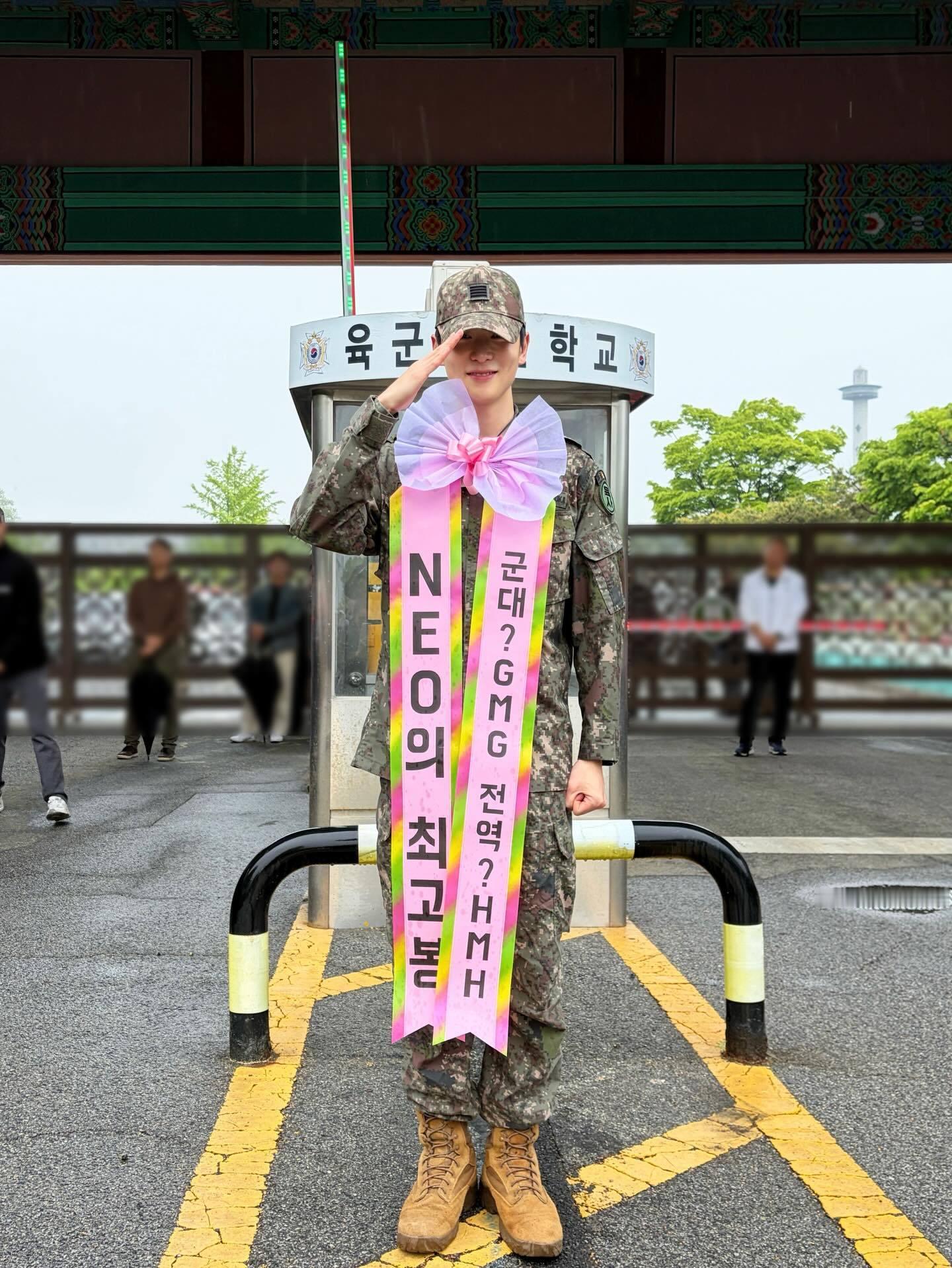 郑在玹退伍Welcome Back Jaehyun xi 状态太好了，工作赶紧安