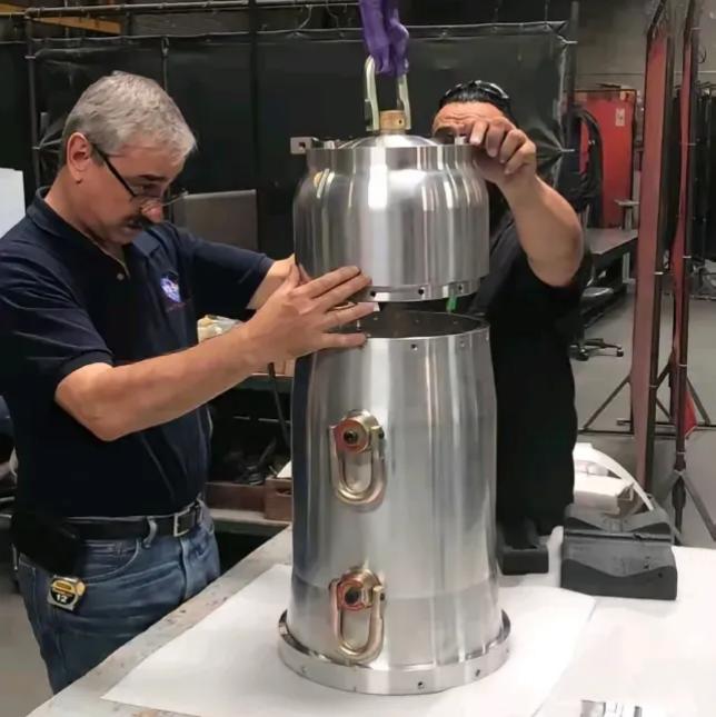 全世界最小的氢弹，美国W80-4核弹头。

美国最新研制的W80-4核弹头，是基