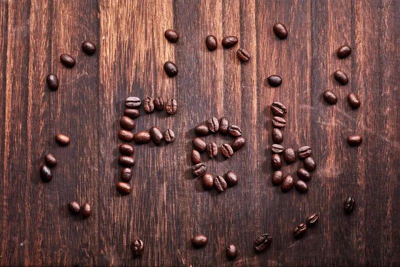 每天喝咖啡到底是提神还是伤身？

这是一个非常经典且值得深入探讨的问题。关于“每