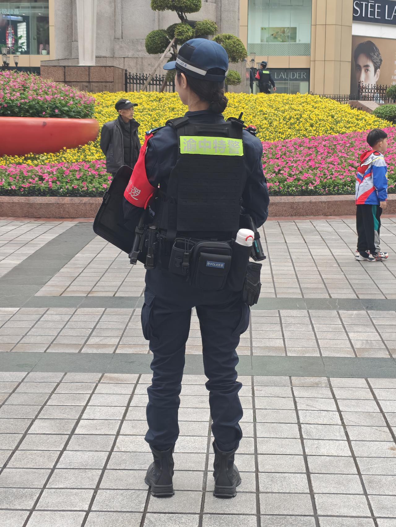 为什么重庆人的身材会这么好？肤色也那么的佳。
到重庆来旅游过的人都会惊讶的发现，