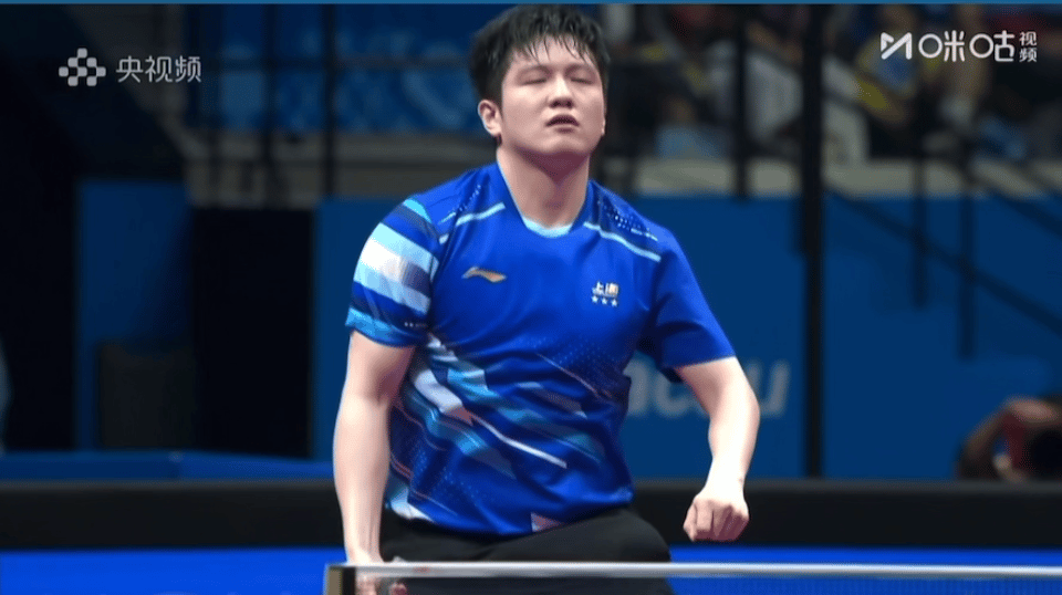 樊振东今天心态特别松弛这是他今天胜利的关键因素