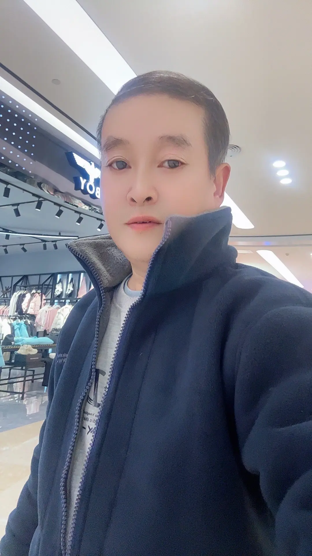 等一等老朋友，我有句话要告诉你说