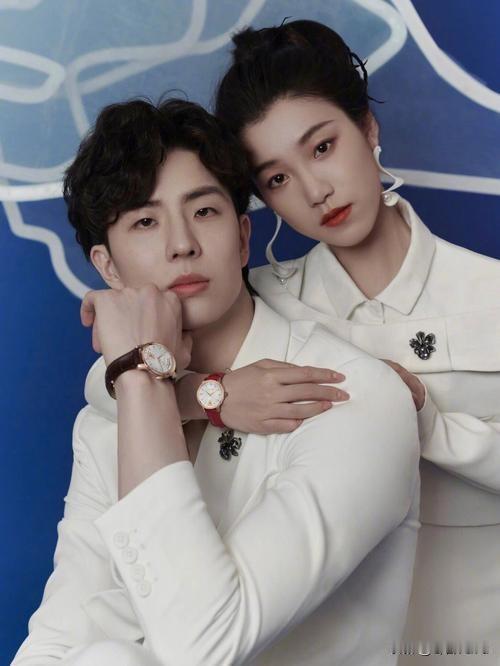 太美啦，筒直是一副美的作品，不减当年更有韵味，这就是艺术真好！欣赏一幅精美画卷，