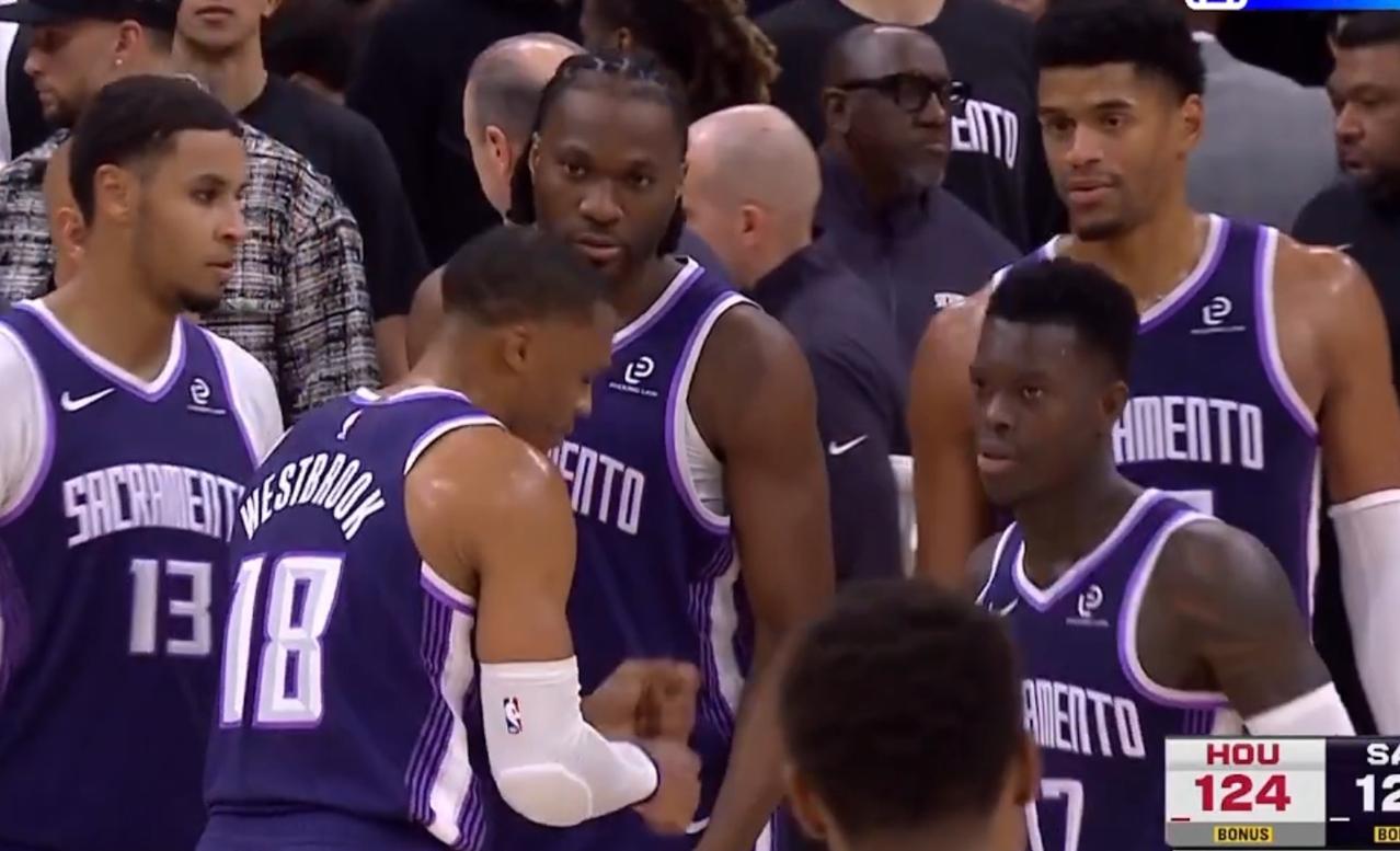 曝冷，国王加时1分险胜火箭

今日NBA六场比赛，其中认为最没有悬念的可能就是火