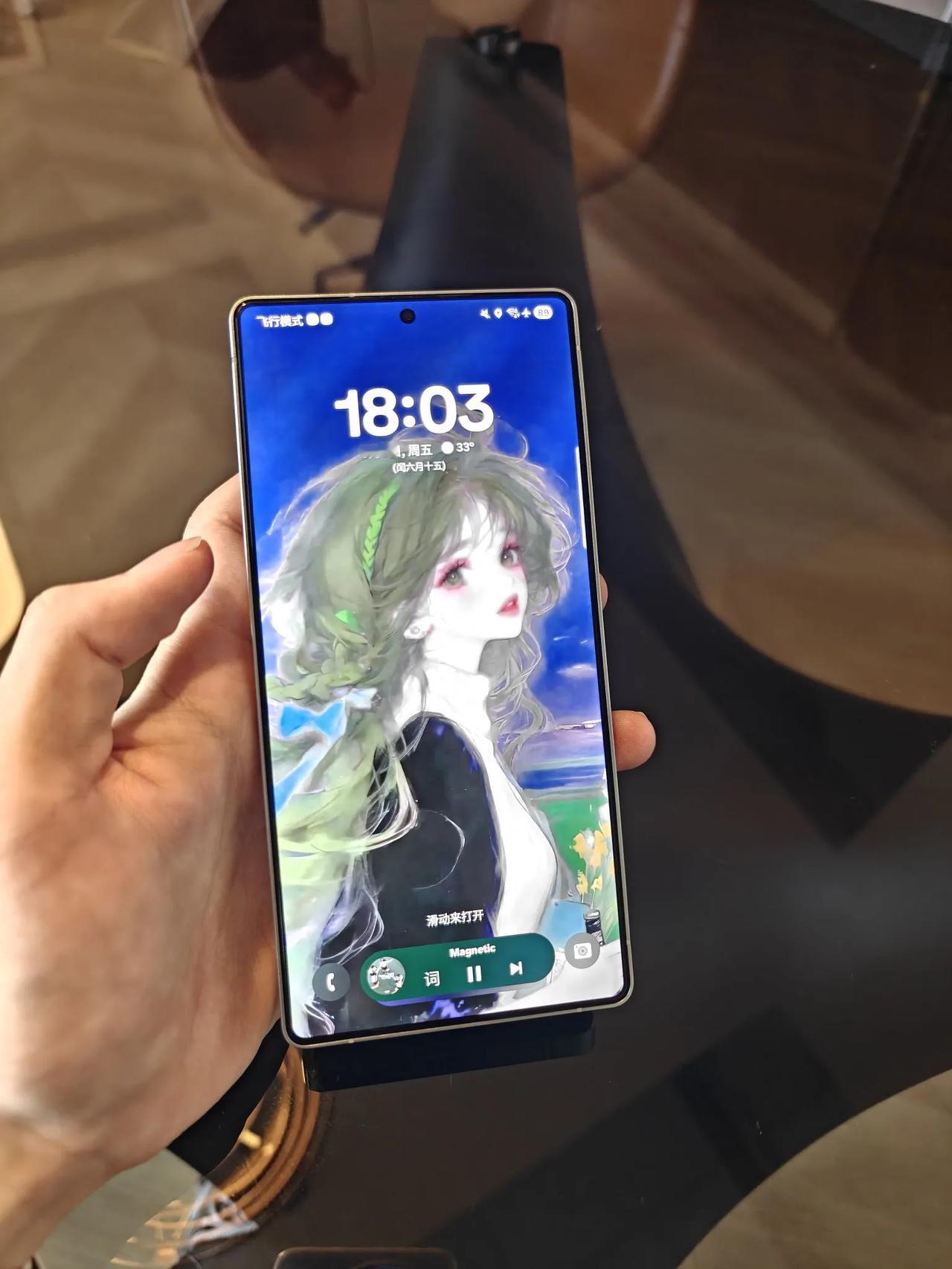 三星的审美，国产手机真学不来

虽然身边用三星的一个也没有呀，但我觉得人家各方面