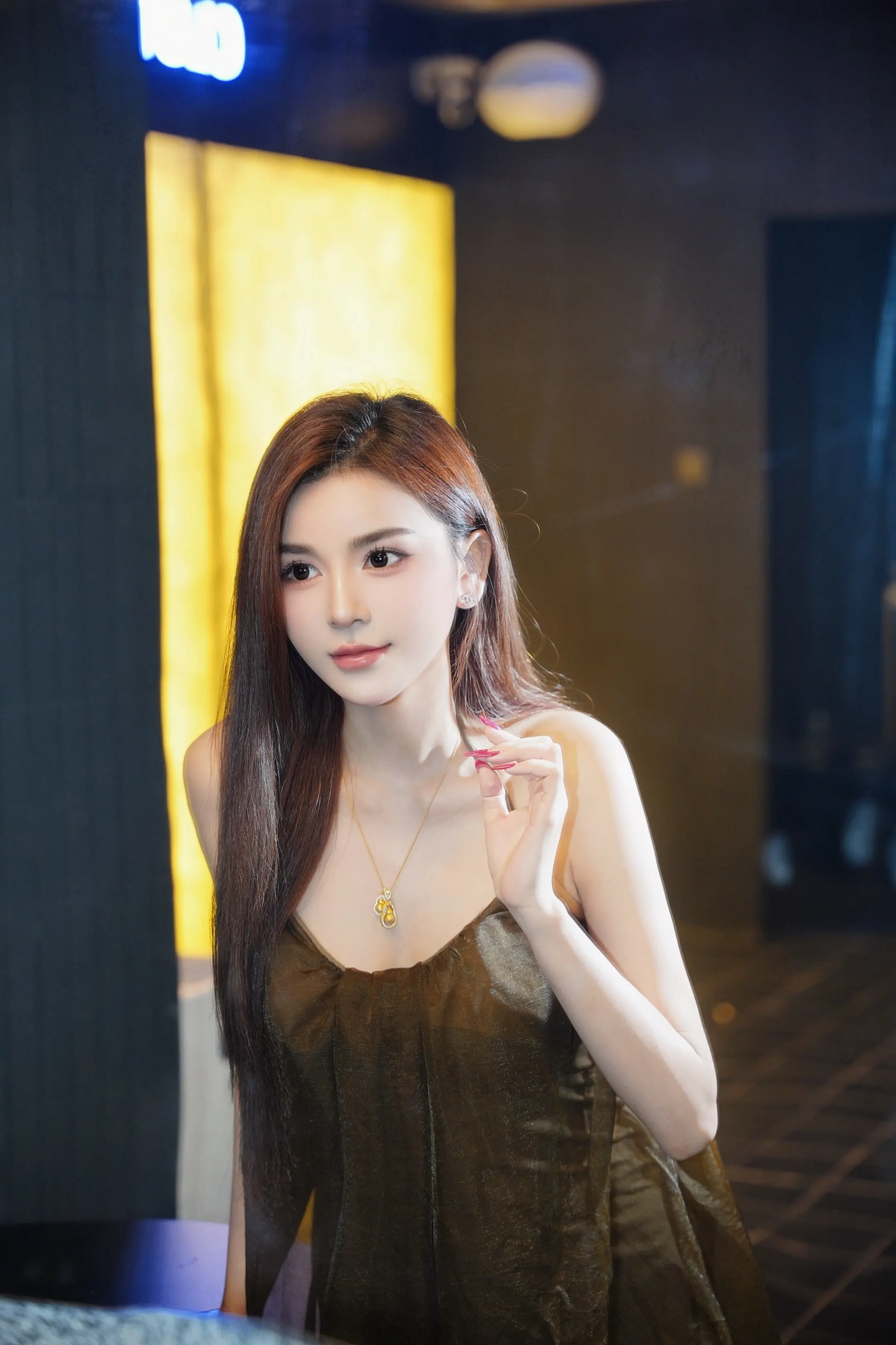 时间的参照物不再是我越来越长的头发 而是淡然接受一切的能力