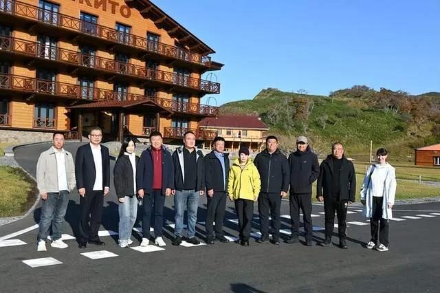 俄罗斯邀请中方代表团登上俄日争议的南千岛群岛择捉岛，并以优惠的政策希望中国在海胆