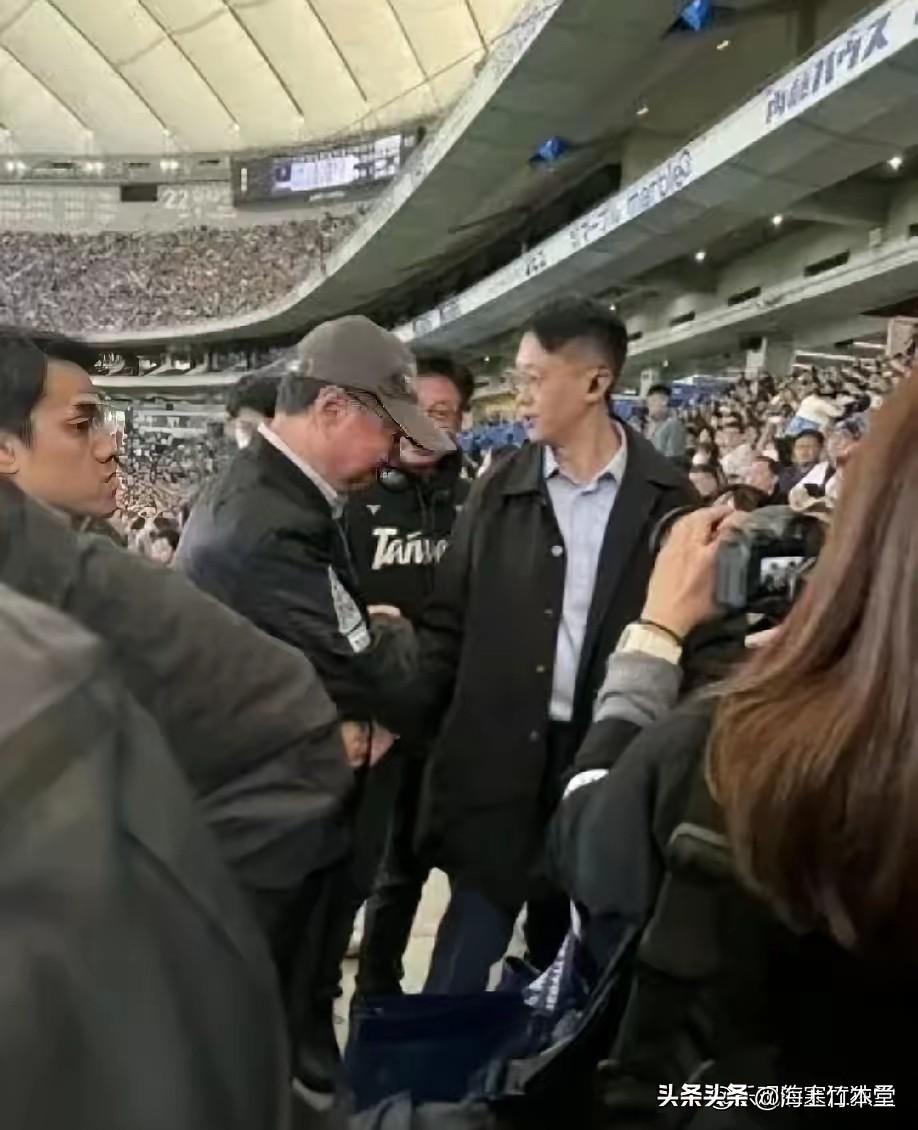 中日：54年来第一回干

高市早苗显然得寸进尺，今天竟然让台湾伪行政院长卓荣泰堂