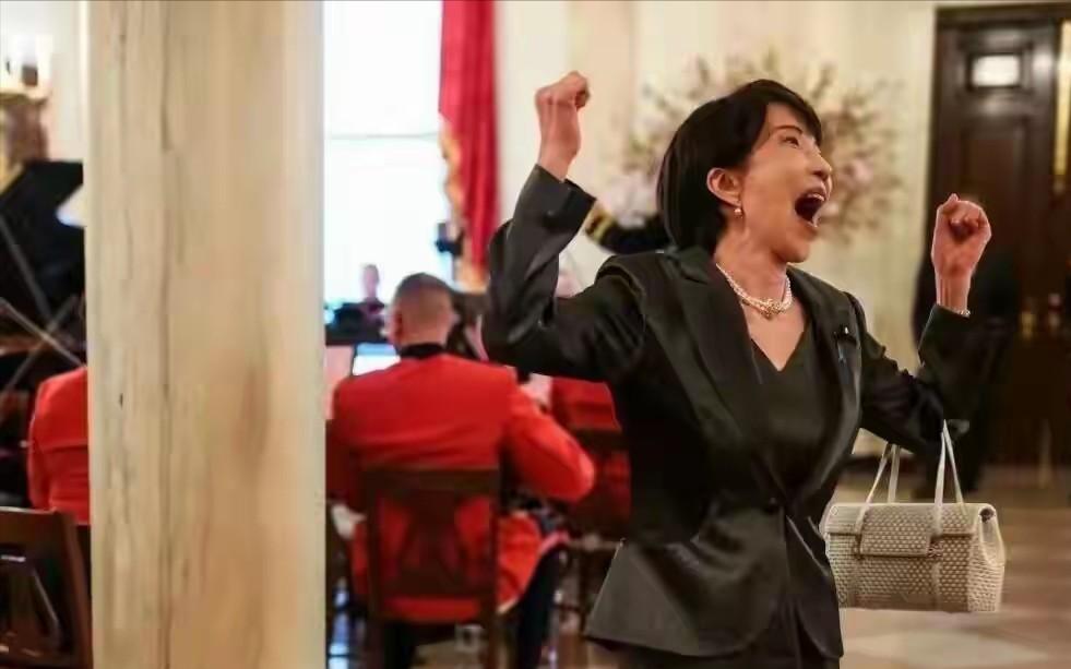 全焊死了！日本刚签完武器出口令，北约反手就锁死了技术标准-高市早苗再想挣脱，已经