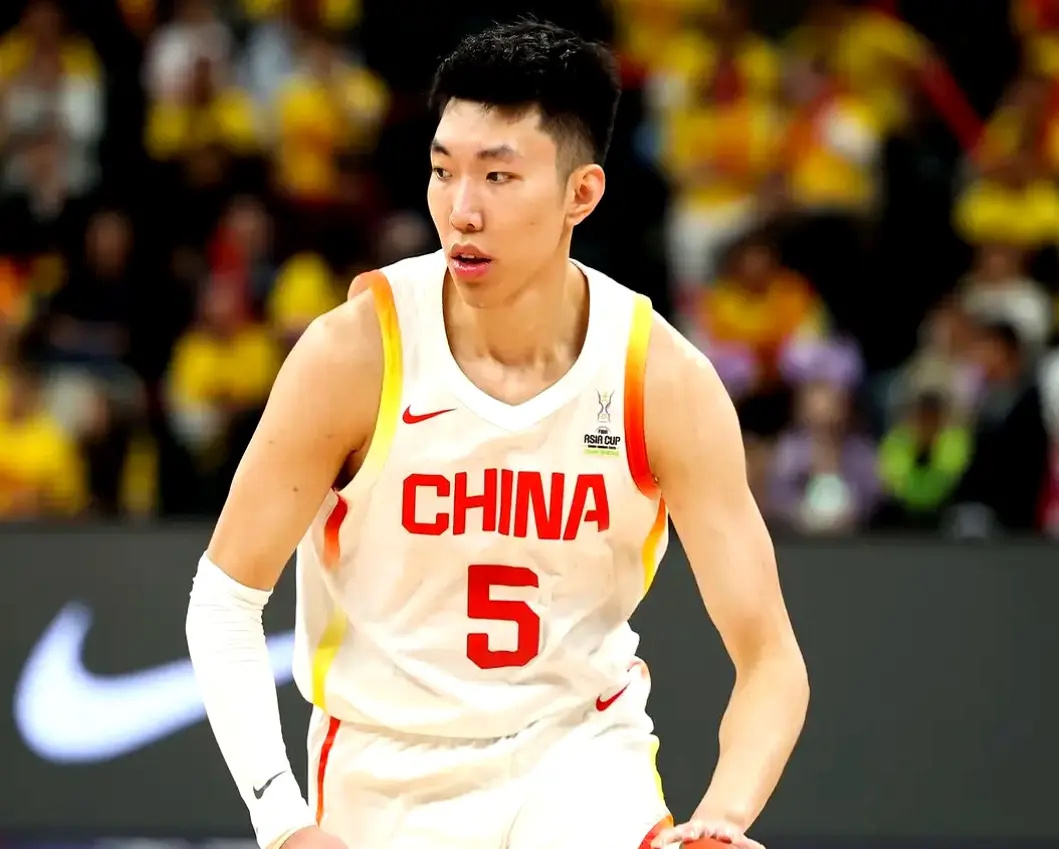 中国男篮 男篮热身赛杭州站，中国男篮91-81力克澳大利亚男篮。这场比赛中国男篮