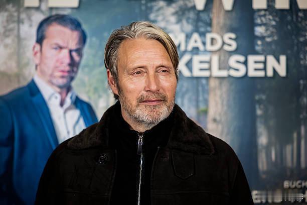 “麦叔” 麦斯·米科尔森上周出席新片《最后的维京人》柏林首映式！！ 麦斯米科尔森